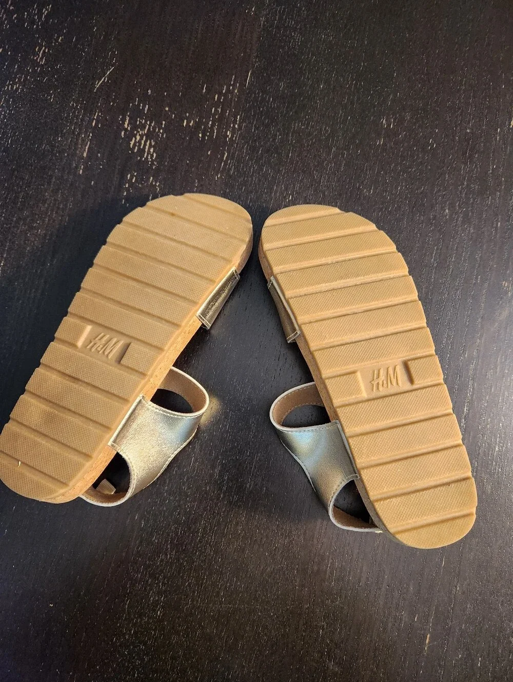H&M shiny gold